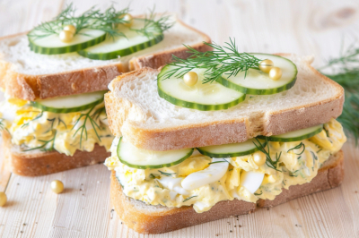 Завтрак &laquo;на бегу, но как в кино&raquo; &mdash; британские сэндвичи, которые исчезают быстрее, чем чай остывает