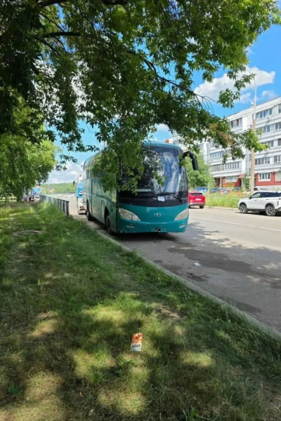 В Челнах с улицы эвакуировали бесхозный пассажирский автобус