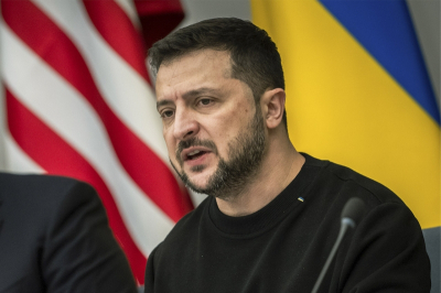 Стало известно, кто сейчас управляет Зеленским