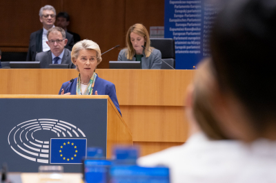 Spiegel: слова Урсулы фон дер Ляйен ставят под&nbsp;вопрос западную поддержку Киева