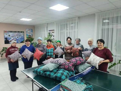 Волонтеры Актанышского района РТ шьют блиндажные подушки для бойцов СВО