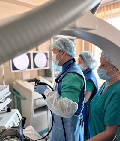 В Челнах врачи БСМП достали камень из желчного пузыря через рот пациентки