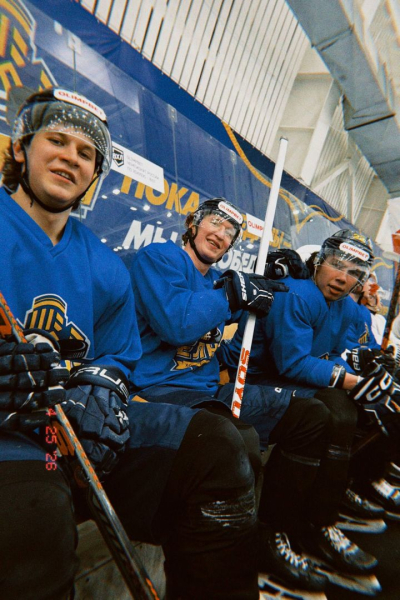 ХК &laquo;Челны&raquo; продлил контракты с четырьмя игроками в преддверии товарищеского матча