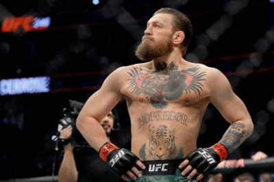 Конор Макгрегор проиграл в первом после возвращения в UFC поединке