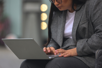 &laquo;Ъ&raquo;: Россияне за&nbsp;границей жалуются на&nbsp;проблемы с&nbsp;доступом к&nbsp;отечественным ресурсам