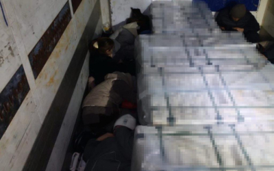 Нелегальных мигрантов нашли в фуре на границе в Актюбинской области