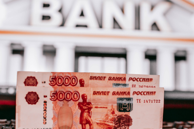 В России структурный дефицит банковской ликвидности достиг 2,7 трлн рублей