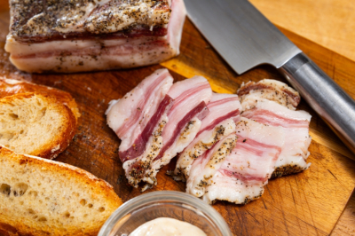 К чему снится сало: богатство или ссора?